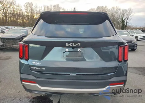 2024 Kia Sorento S z USA, uszkodzony, nr VIN 5XYRL4JC8RG293667